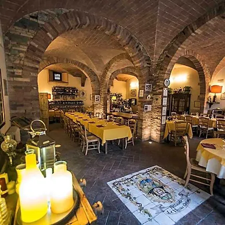 Hotell Le Vecchie Cantine 2*