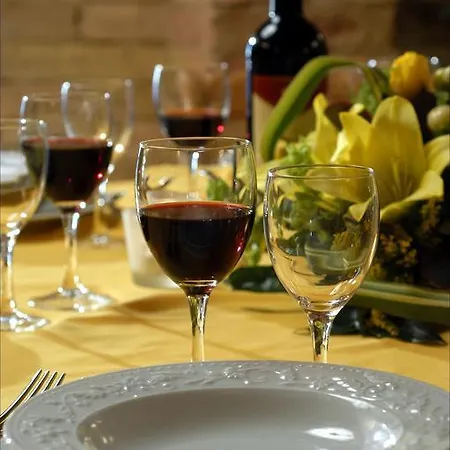 Le Vecchie Cantine Hotel Chianni