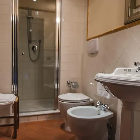 Le Vecchie Cantine 3* Chianni